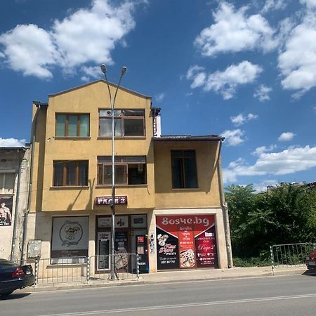 Hotel Rade 2 Vratsa Buitenkant foto