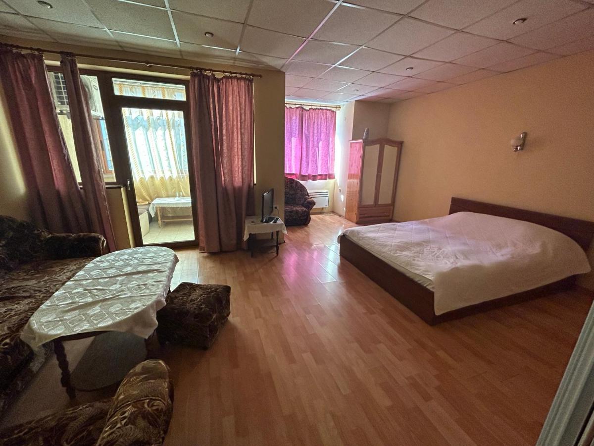 Hotel Rade 2 Vratsa Buitenkant foto