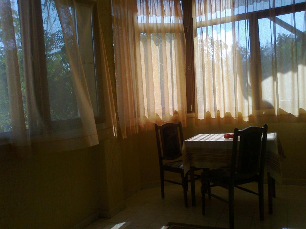 Hotel Rade 2 Vratsa Kamer foto